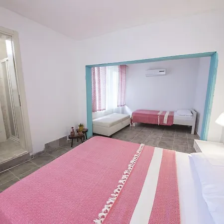 Kuytu Kose Kaş