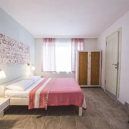 Pensión Kuytu Kose 2*