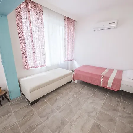 Kuytu Kose 2*